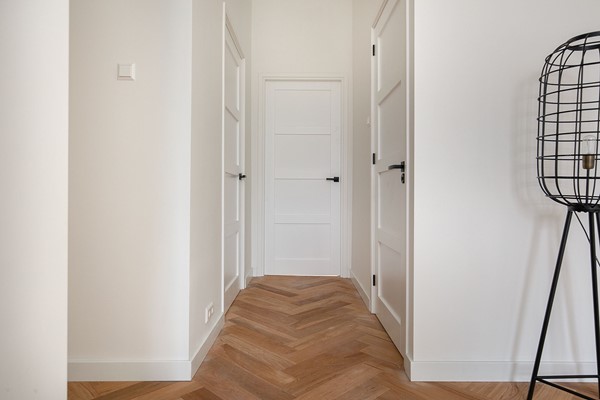 Medium property photo - Koningin Emmakade, 2518 RN Den Haag